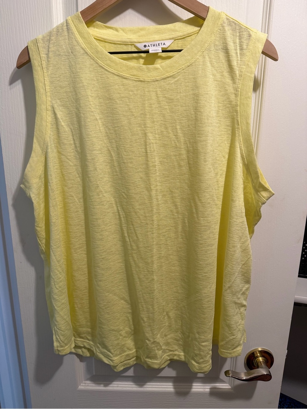 Athleta Women's Plus Size 1 X Yellow Sleeveless Muscle Tank